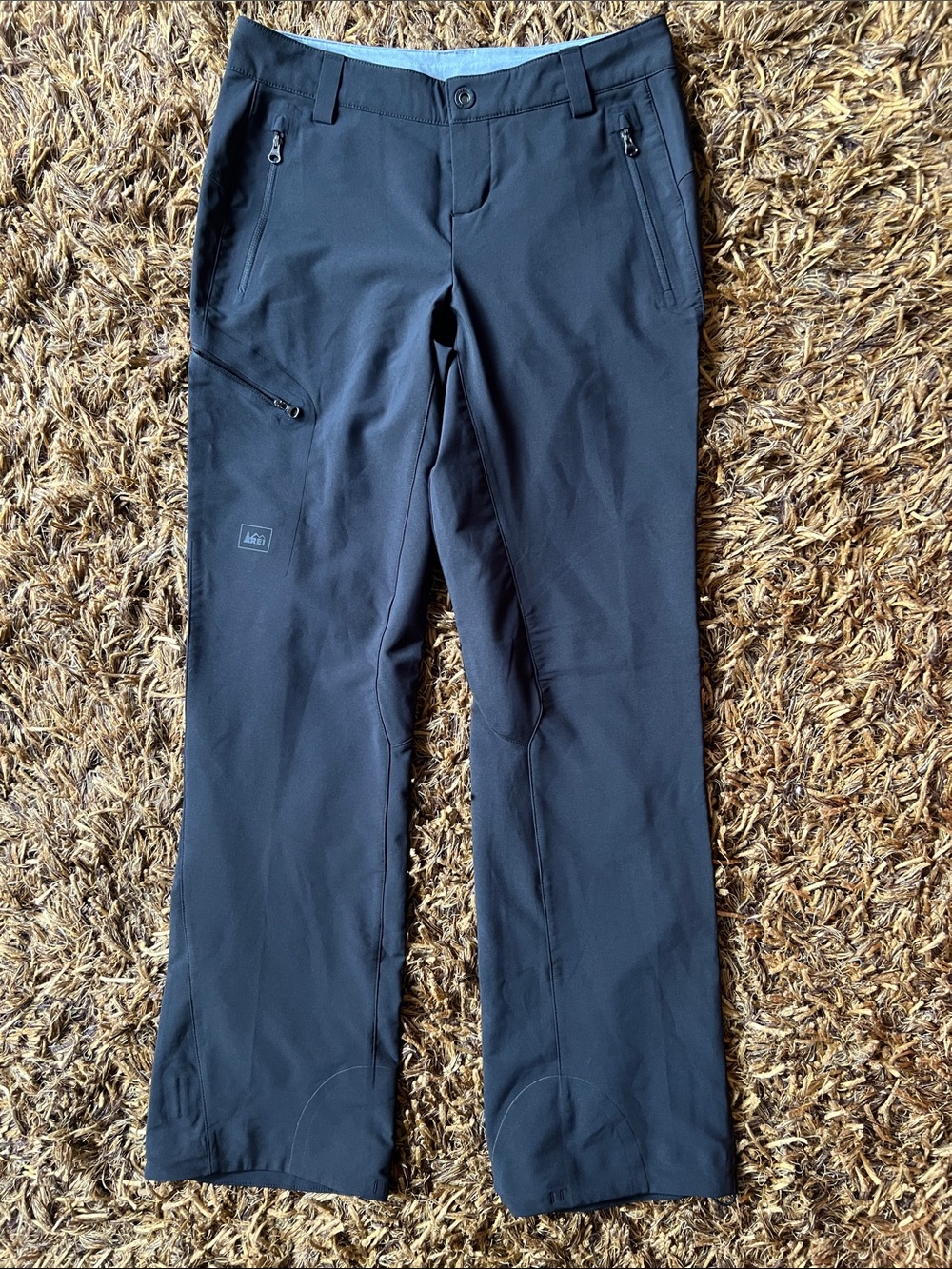 REI ladies Black Technical Cargo Pants